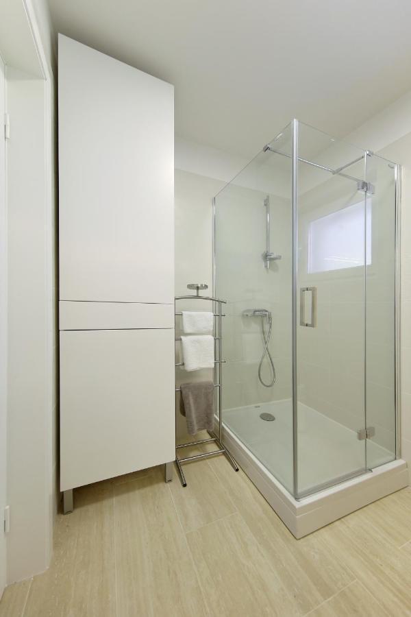 Valadar Apartments Privlaka  Esterno foto