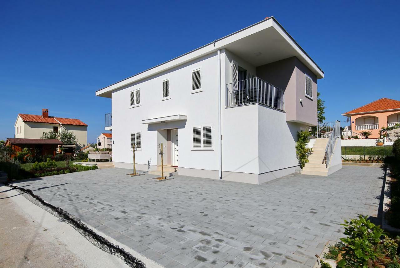 Valadar Apartments Privlaka  Esterno foto